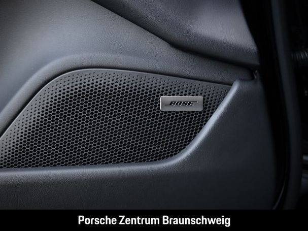 Porsche Taycan 4 Cross Turismo 320 kW image number 30