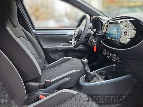 Toyota Aygo X 1.0 VVT-i 53 kW image number 19