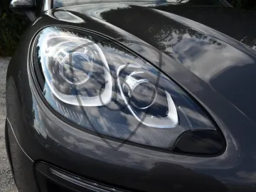 Car image 31