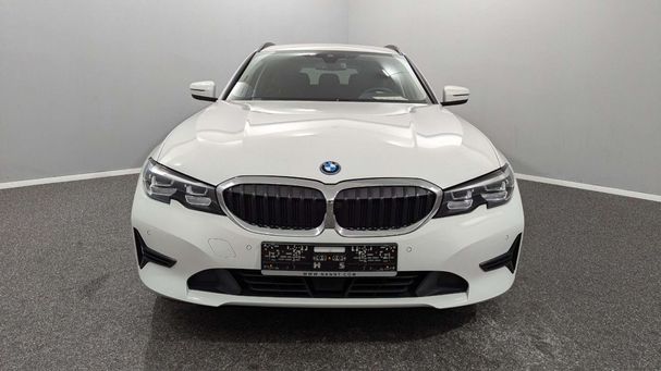 BMW 330 Touring 185 kW image number 3