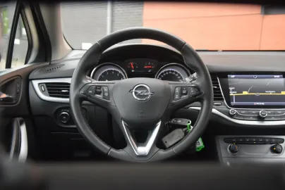 Car image 28