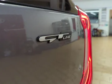 Car image 29