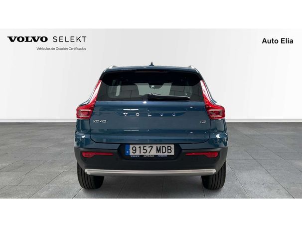 Volvo XC40 T2 Core 95 kW image number 8