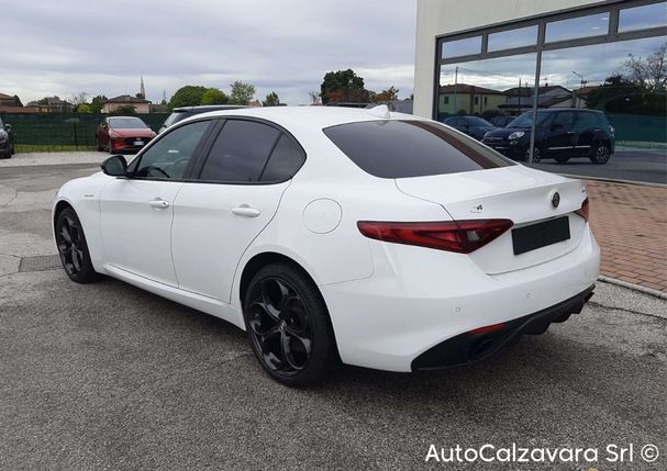 Alfa Romeo Giulia 2.0 Veloce 206 kW image number 8