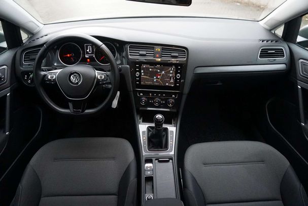 Volkswagen Golf 1.0 TSI 85 kW image number 4