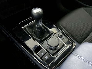 Car image 24