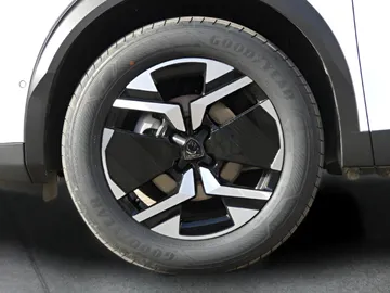 Car image 36