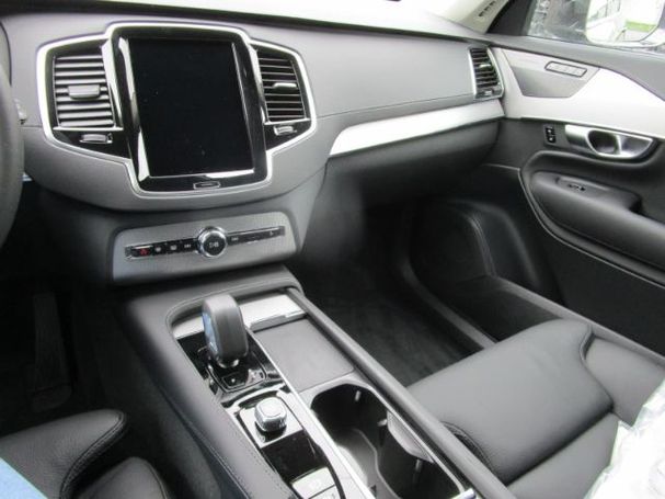 Volvo XC90 B5 AWD Plus 173 kW image number 14