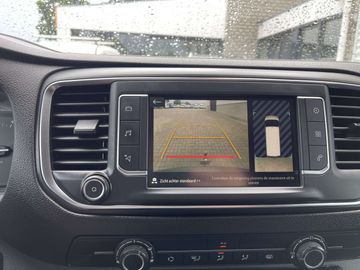 Car image 31