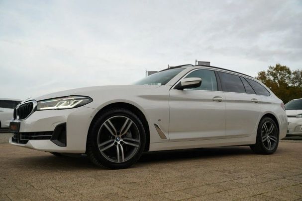 BMW 530d Touring xDrive 210 kW image number 8