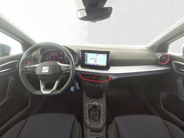 Car image 17