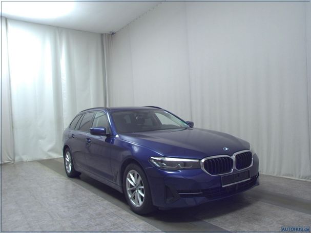 BMW 520d Touring 140 kW image number 2