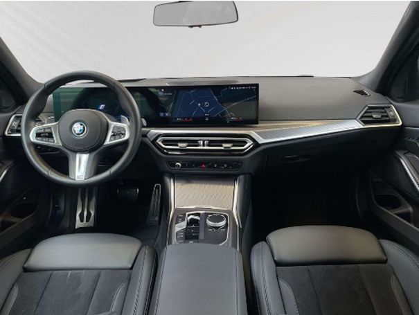 BMW 330 e 215 kW image number 4