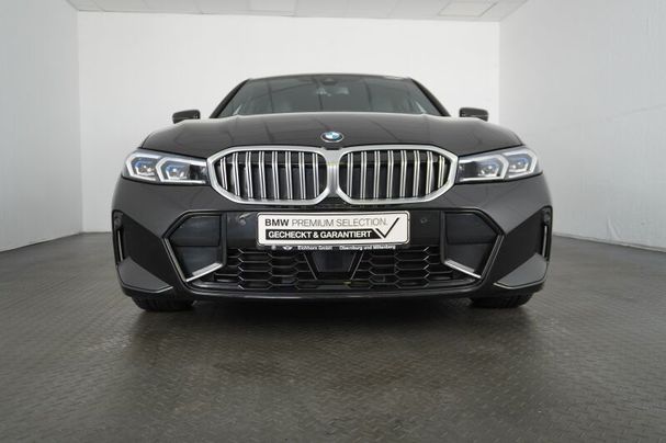 BMW 330i M Sportpaket 180 kW image number 3