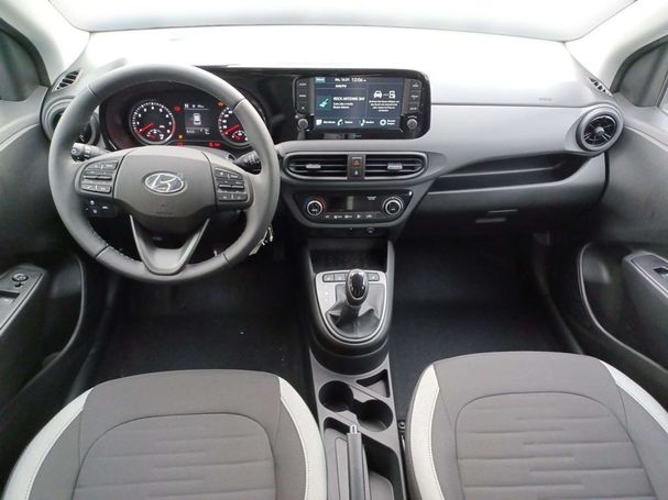 Hyundai i10 1.0 Trend 49 kW image number 3