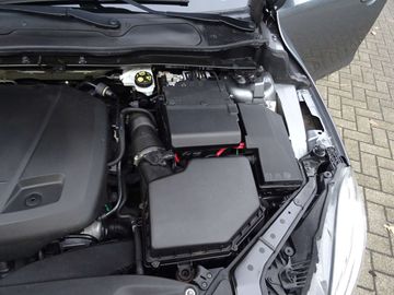 Car image 37