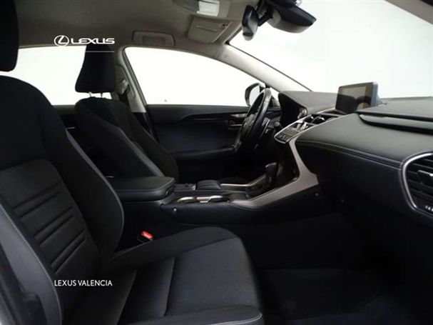 Lexus NX 300 H 145 kW image number 5