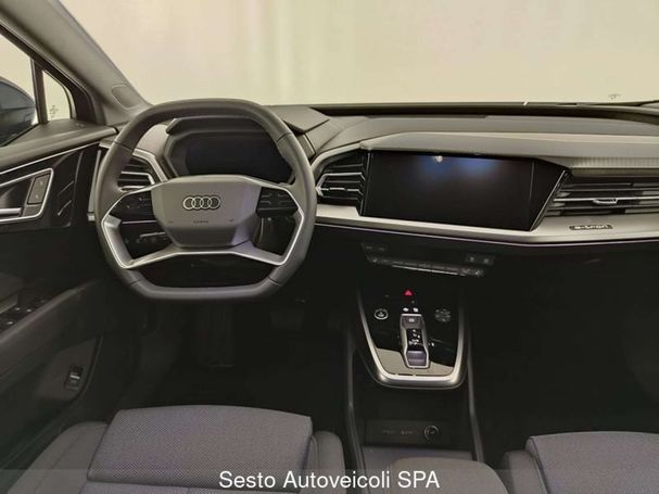 Audi Q4 45 e-tron S-line 210 kW image number 8