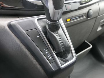 Car image 30