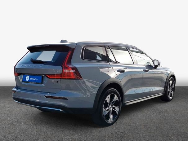 Volvo V60 Cross Country AWD B4 145 kW image number 3