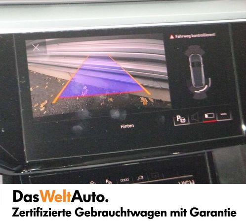 Audi Q8 55 quattro e-tron Business 250 kW image number 16