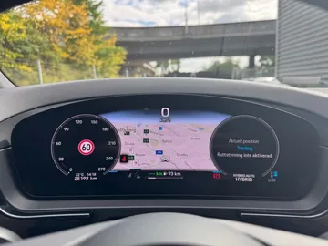 Car image 38