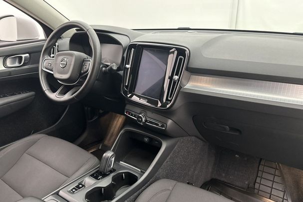 Volvo XC40 T3 Momentum 120 kW image number 26