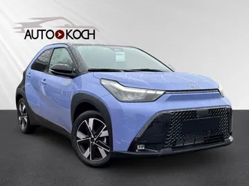 Car image 2