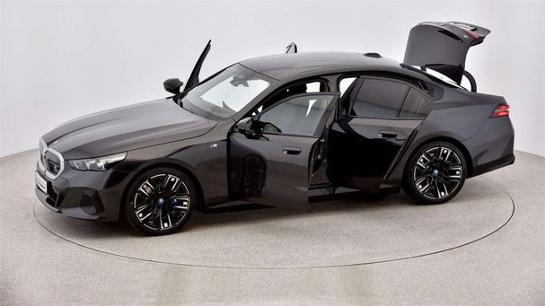 BMW i5 M60 xDrive 442 kW image number 24