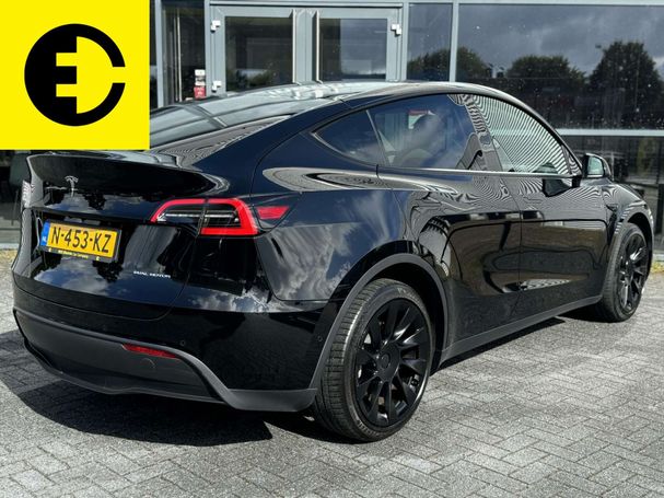 Tesla Model Y Long Range AWD 258 kW image number 17