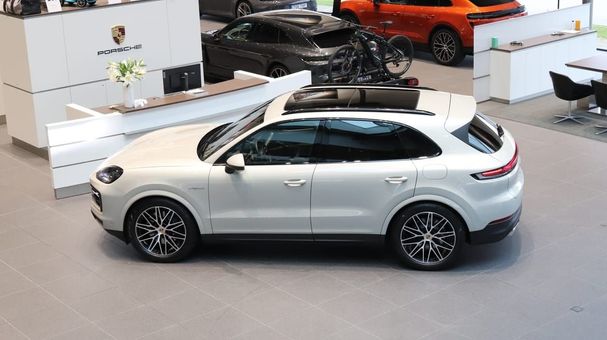 Porsche Cayenne E-Hybrid 350 kW image number 4