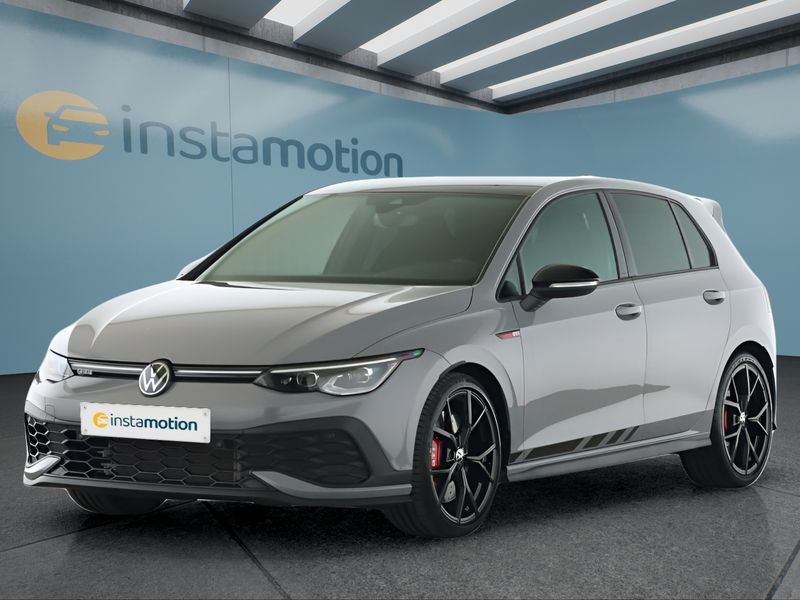 Volkswagen Golf 8 2.0