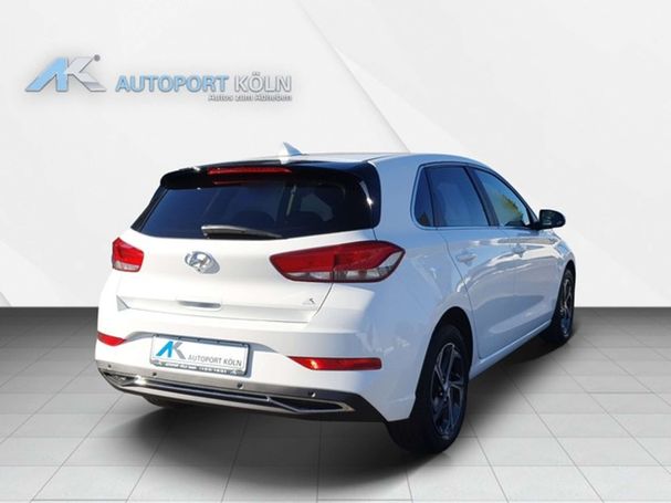 Hyundai i30 1.6 CRDI 100 kW image number 8