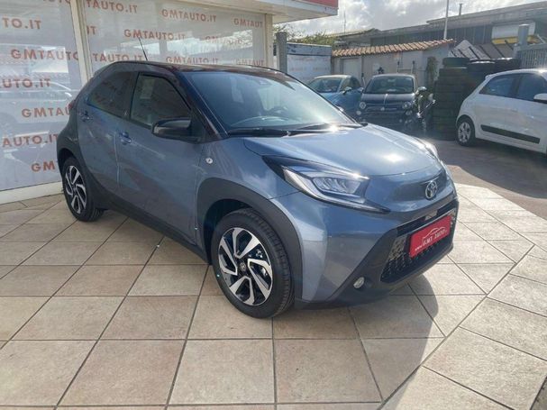 Toyota Aygo X 1.0 53 kW image number 3