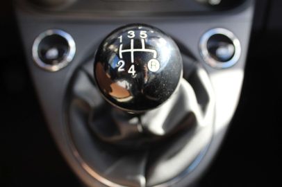 Car image 24