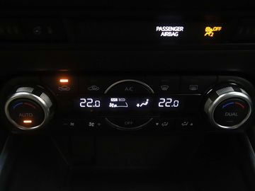 Car image 36