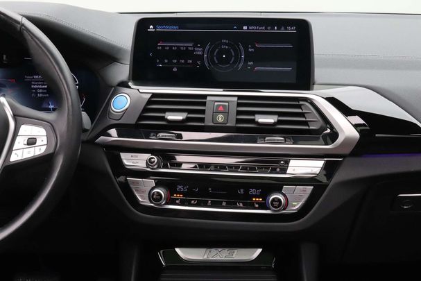 BMW iX3 80 kWh 210 kW image number 27