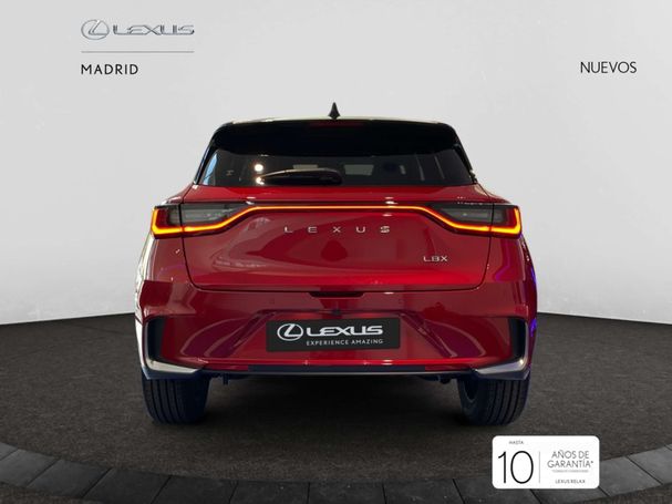 Lexus LBX Emotion 100 kW image number 3