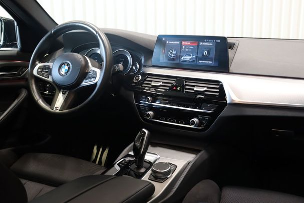 BMW 520d Touring xDrive 140 kW image number 6