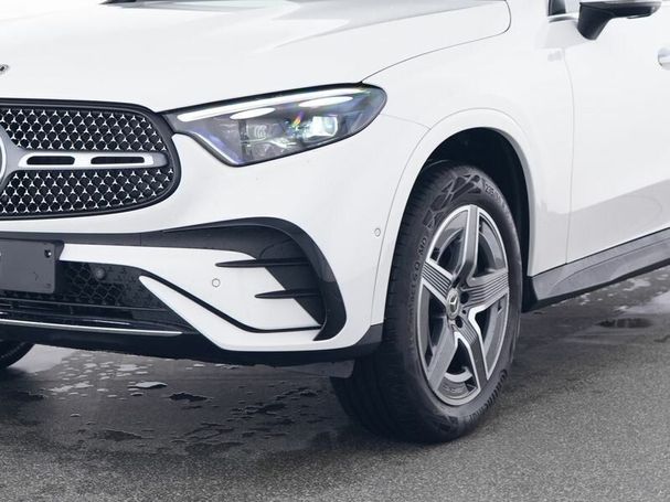 Mercedes-Benz GLC 300 e AMG 230 kW image number 3