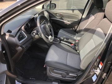 Car image 10