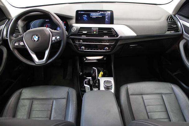 BMW X3 xDrive 120 kW image number 12