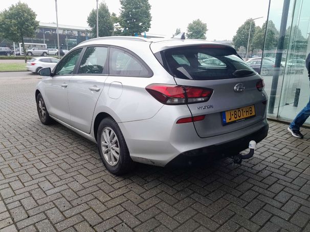 Hyundai i30 1.0 T-GDI Comfort 88 kW image number 2