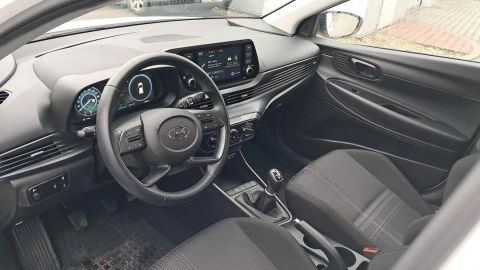 Car image 10