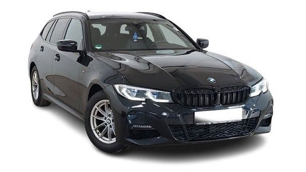 BMW 320i Touring xDrive 135 kW image number 2