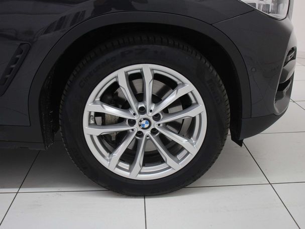 BMW X3 xDrive30d Advantage 195 kW image number 20