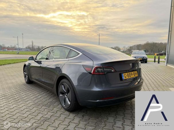 Tesla Model 3 60 Standard Range Plus 175 kW image number 4