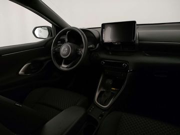 Car image 10