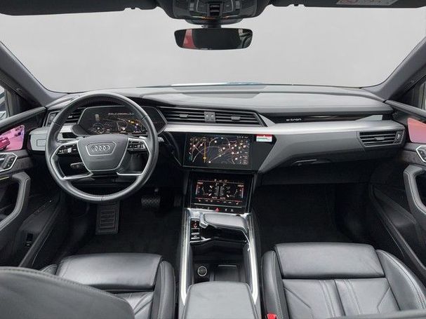 Audi e-tron 55 quattro Advanced 300 kW image number 10