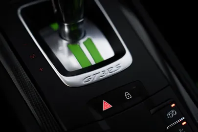 Car image 39